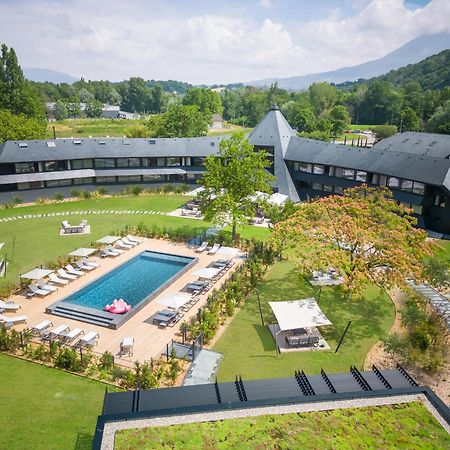 Miura Hotel Voglans Bagian luar foto