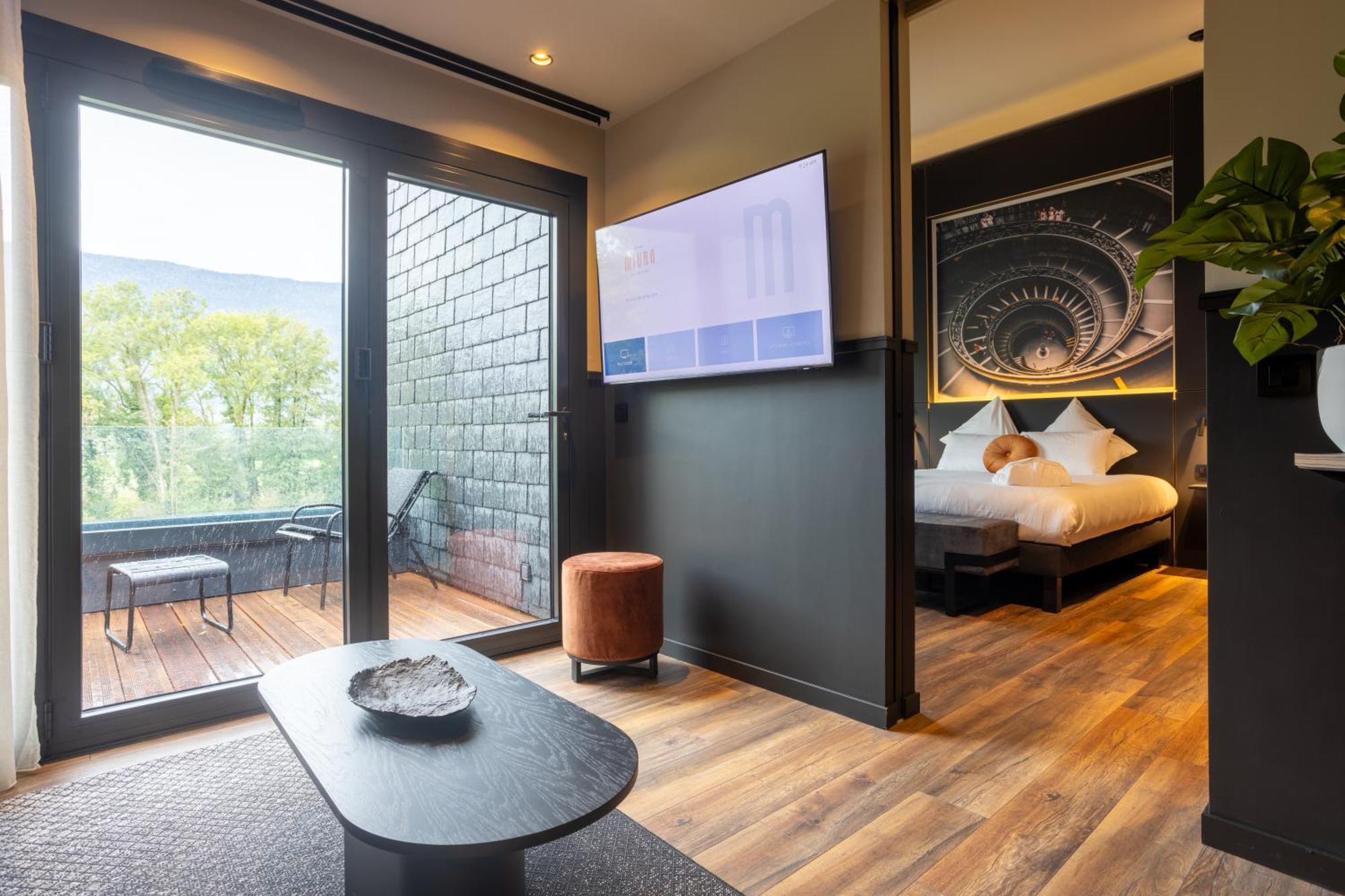 Miura Hotel Voglans Bagian luar foto